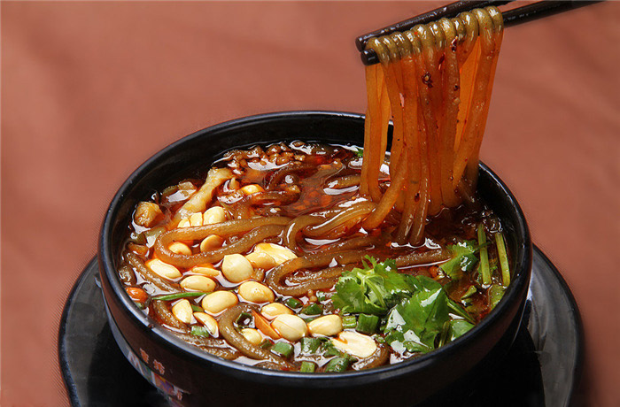 尼勒克酸辣粉培训